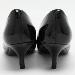 مملوكة مسبقًا Salvatore Ferragamo Black Patent Leather Carla Bow Pumps Size 38