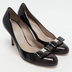 Pre Owned Salvatore Ferragamo Black/Burgundy Patent Leather Bow Pumps Size 38