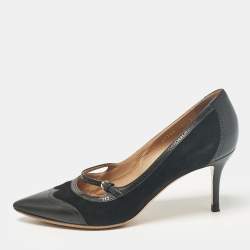 Salvatore Ferragamo Black Leather and Suede Pumps Size 38