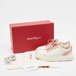 Pre Owned Salvatore Ferragamo Off White/Pink Leather Low Top Sneakers Size 38.5