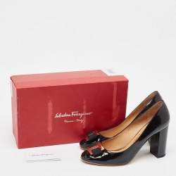Pre Owned Salvatore Ferragamo Black Patent Leather Vara Bow Block Heel Pumps Size 40.5