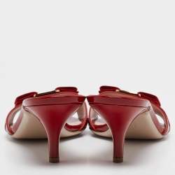 Pre Owned Salvatore Ferragamo Red Patent Leather Vara Bow Slide Sandals Size 40
