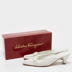 Pre Owned Salvatore Ferragamo White Leather Mules Size 40.5