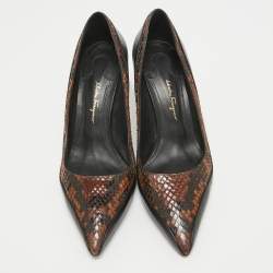 Salvatore Ferragamo Black Leather and Python Leather Pointed Toe Pumps Size 39.5