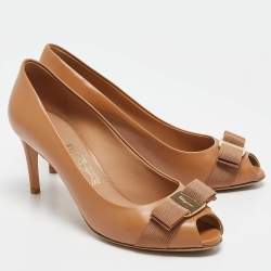 Salvatore Ferragamo Brown Leather Vara Bow Peep Toe Pumps Size 39