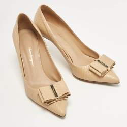 Pre Owned Salvatore Ferragamo Beige Python Bow Zeri Pumps Size 40