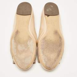 Pre Owned Salvatore Ferragamo Beige Patent Leather Vara Bow Ballet Flats Size 36.5
