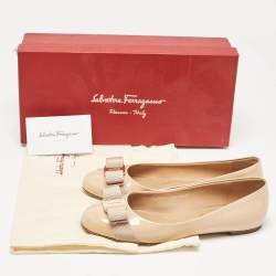 Pre Owned Salvatore Ferragamo Beige Patent Leather Vara Bow Ballet Flats Size 36.5