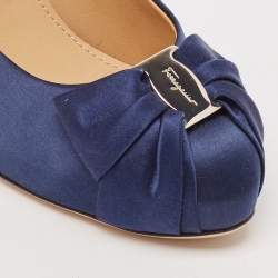 Salvatore Ferragamo Navy Blue Satin Bow Platform Pumps Size 37