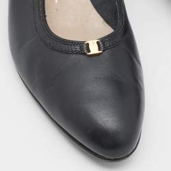 Pre Owned Salvatore Ferragamo Navy Blue Leather Logo Round Toe Pumps Size 37
