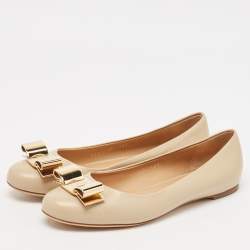 Pre Owned Salvatore Ferragamo Beige Leather Varina Ballet Flats Size 37