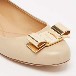 Pre Owned Salvatore Ferragamo Beige Leather Varina Ballet Flats Size 37