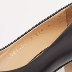 Salvatore Ferragamo Black Leather Vara Bow Pumps Size 38.5