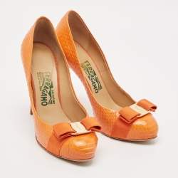 Salvatore Ferragamo Orange Snakeskin Vara Bow Pumps Size 37