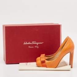 Salvatore Ferragamo Orange Snakeskin Vara Bow Pumps Size 37