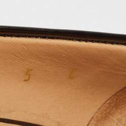 Salvatore Ferragamo Black Leather Brogue Vara Bow Pumps Size 35.5