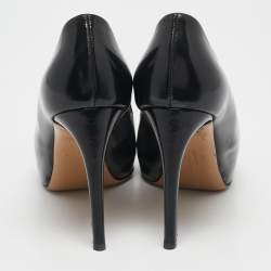 Salvatore Ferragamo Black Leather Vara Bow Pumps Size 37