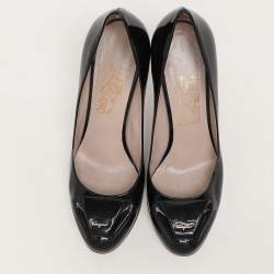 مملوكة مسبقًا Salvatore Ferragamo Black Patent Leather Pumps Size 37