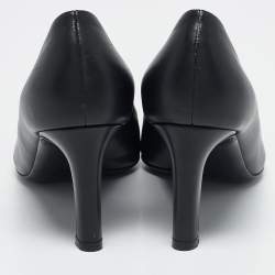 Salvatore Ferragamo Black Leather Ezia Pumps Size 36