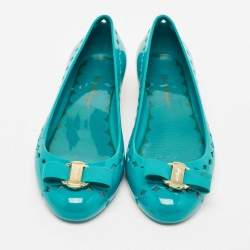 Salvatore Ferragamo Teal Green Rubber Vara Bow Ballet Flats Size 37.5