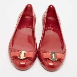 Salvatore Ferragamo Metallic Red Rubber Vara Bow Ballet Flats Size 39.5