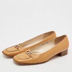 Salvatore Ferragamo Beige Leather Slip On Loafers Size 39