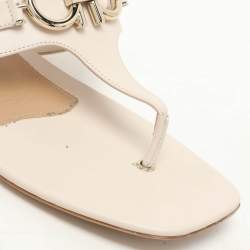 Salvatore Ferragamo Light Beige Leather Gancini Thong Flats Size 38.5