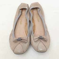 Salvatore Ferragamo Metallic Beige Suede Vara Bow Scrunch Ballet Flats Size 38