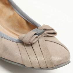 Salvatore Ferragamo Metallic Beige Suede Vara Bow Scrunch Ballet Flats Size 38
