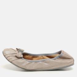 Salvatore Ferragamo Metallic Beige Suede Vara Bow Scrunch Ballet Flats Size 38