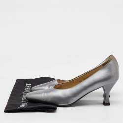 Pre Owned Salvatore Ferragamo Grey Leather Round Toe Pumps Size 40.5