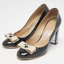 Pre Owned Salvatore Ferragamo Black/Beige Patent Leather Bow Block Heel Pumps Size 37.5