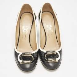 Pre Owned Salvatore Ferragamo Black/Cream Patent Leather Bow Pumps Size 38