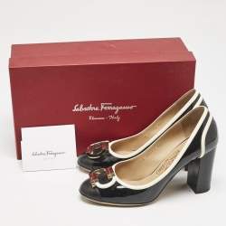 Pre Owned Salvatore Ferragamo Black/Cream Patent Leather Bow Pumps Size 38
