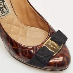 Salvatore Ferragamo Brown Patent Leather Vara Bow Pumps Size 39