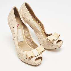 Salvatore Ferragamo Peach Floral Embroidered Leather Vara Bow Peep Toe Pumps Size 38