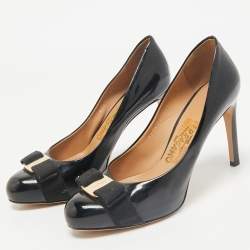 Salvatore Ferragamo Black Patent Leather Vara Bow Pumps Size 37