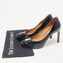 Salvatore Ferragamo Black Patent Leather Vara Bow Pumps Size 37