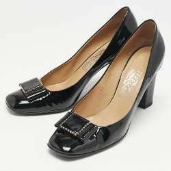 Salvatore Ferragamo Black Patent Leather Selia Pumps Size 40