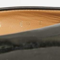 Salvatore Ferragamo Black Patent Leather Vara Bow Pumps Size 37