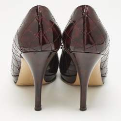 Salvatore Ferragamo Burgundy Quilted Patent Leather Vara Bow Pumps Size 36.5