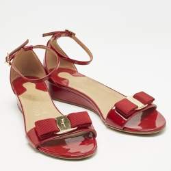 Salvatore Ferragamo Red Patent Leather Vara Bow Ankle Strap Sandals Size 36