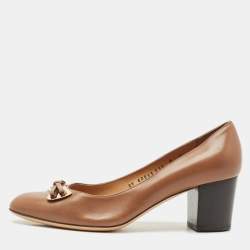 Salvatore Ferragamo Brown Leather Vara Bow Pumps Size 38.5