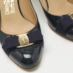 Pre Owned Salvatore Ferragamo Navy Blue Patent Leather Vara Bow Pumps Size 39