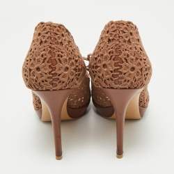 Pre Owned Salvatore Ferragamo Brown Lace Bonita Platform Peep Toe Pumps Size 38.5