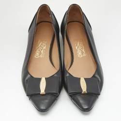Pre Owned Salvatore Ferragamo Black Leather Vara Bow Ballet Flats Size 37.5