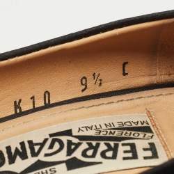 Pre Owned Salvatore Ferragamo Black Satin Crystal Embellished Vara Bow Pumps Size 40