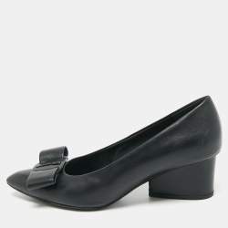 Pre Owned Salvatore Ferragamo Black Leather viva bow Block Heel Pumps Size 37.5