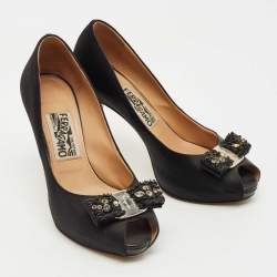 Pre Owned Salvatore Ferragamo Black Satin  Vara Bow Peep Toe Pumps Size 36.5