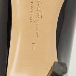 Pre Owned Salvatore Ferragamo Black Patent Leather Vara Bow Pumps Size 37.5